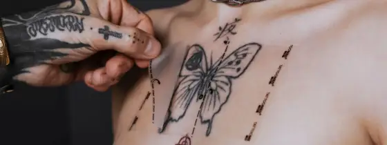 Tattoo danach - So heilt dein Tattoo perfekt ab & bleibt schön