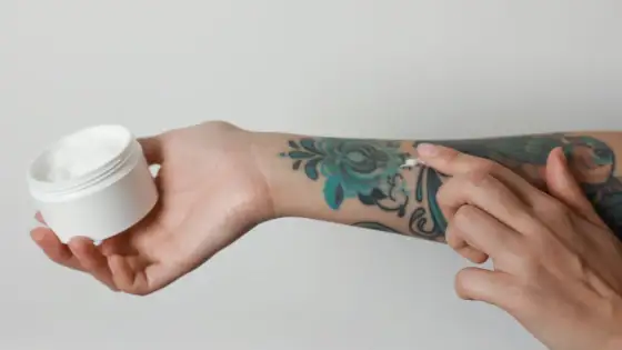 Kokosöl fürs Tattoo - Hilft es wirklich? Dein Guide!